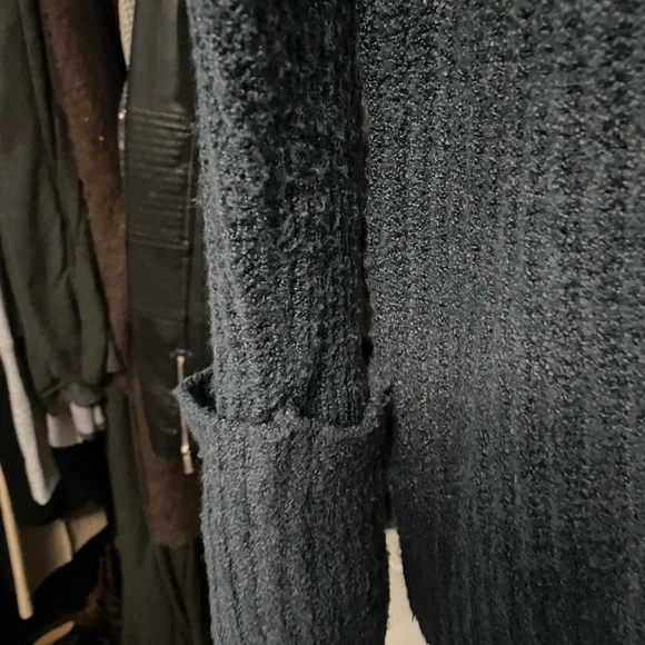 Sweater - Picture 3 of 3